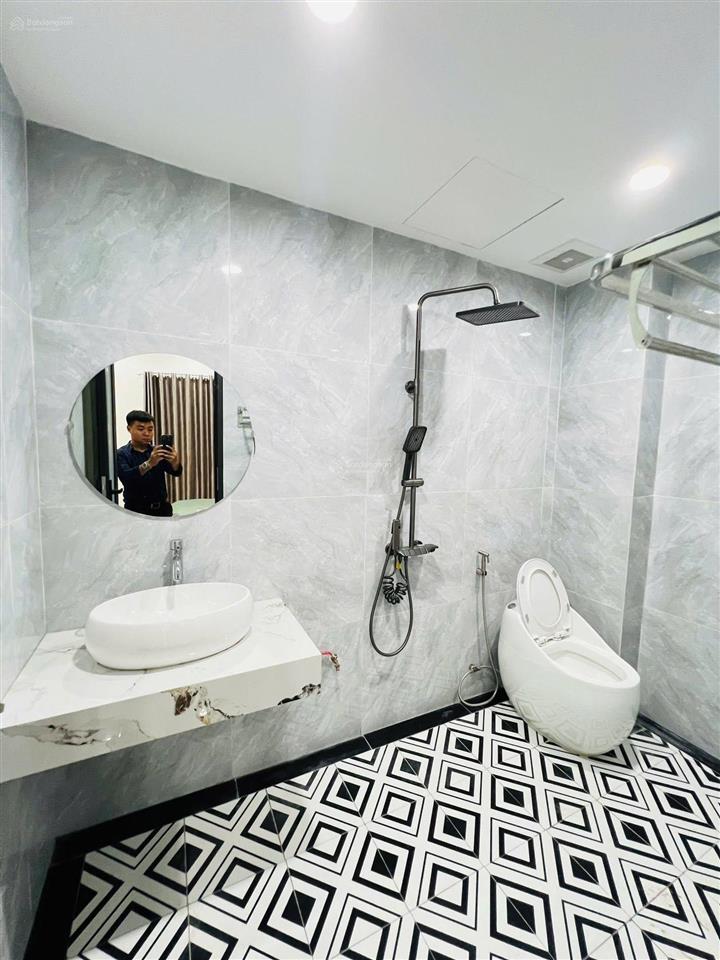 Gấp! nhà nguyễn ngọc vũ, 20m ra ô tô tránh, gần hồ điều hòa, sổ đẹp, không qh, sẵn nt 38m2*5t