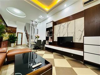 Cực sốc! tôn đức thắng, ba gác đỗ cửa nhà, 10m ra ô tô, lô góc, ngõ thông thoáng sáng, 43m2*5 tầng
