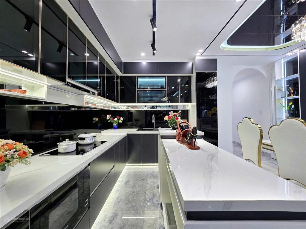 Giảm 1 tỷ! nhà hào nam, 20m ra mặt phố, 2 thoáng, kinh doanh, không qh, sổ đẹp, tặng nt 39m2
