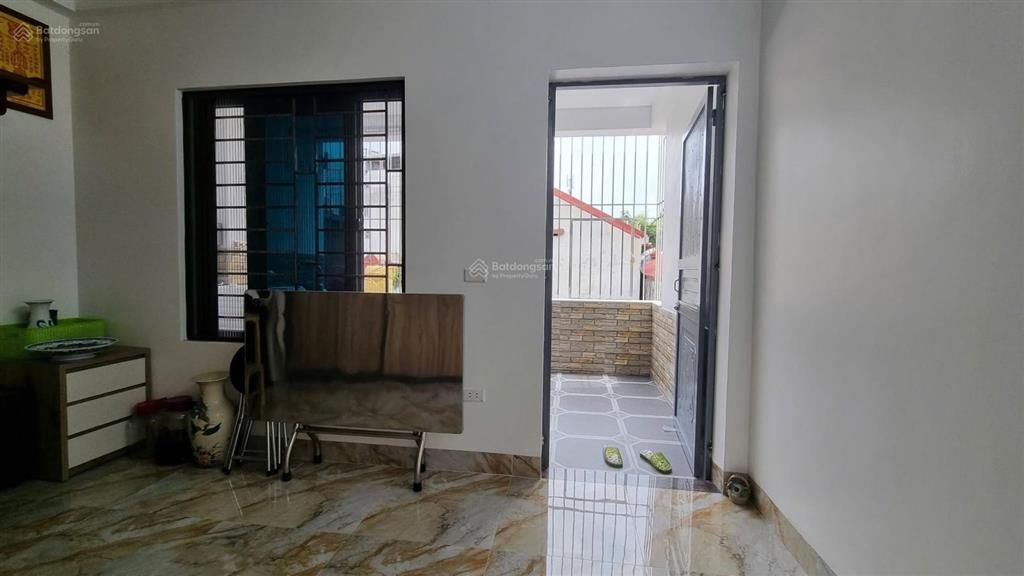 Hoa hậu! nhà phố vũ ngọc phan ngõ thông 1 ngoặt ra ô tô, sân rộng, sổ nở hậu, không quy hoạch 38m2