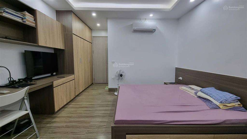 Hoa hậu! nhà phố vũ ngọc phan ngõ thông 1 ngoặt ra ô tô, sân rộng, sổ nở hậu, không quy hoạch 38m2