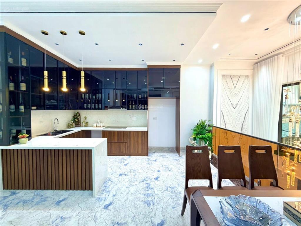 Vô cùng hiếm! siêu phẩm thang máy phố hồ đắc di, ô tô đỗ cửa nhà, 10m ra mặt hồ đắc di, 45m2*7 tầng