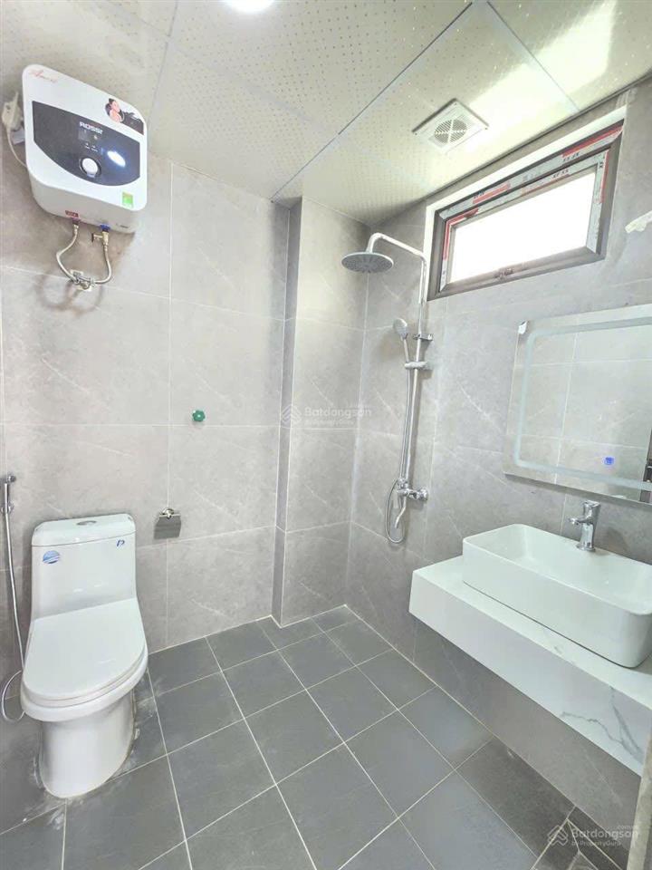 Bán nhà trung phụng, ngõ ô tô, 2 thoáng, kinh doanh, nhà dân full nt, sổ nở hậu, không qh, 41m2x5t