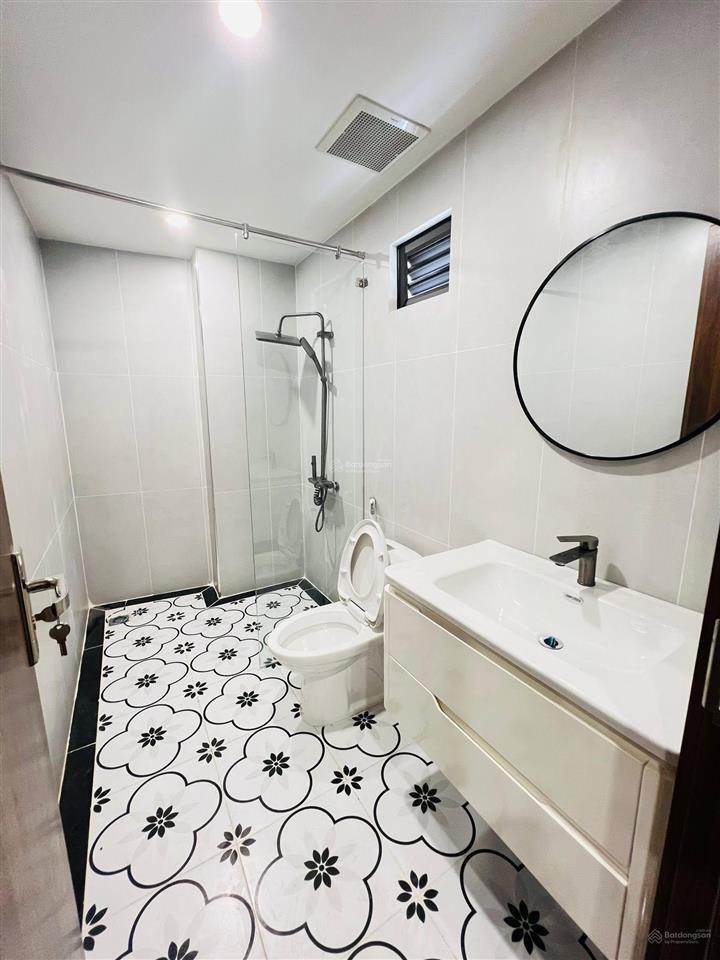 Giá hời! nhà phố láng hạ, ngõ thông, kinh doanh, căn góc, cách ô tô 30m, full nội thất ở luôn, 38m2