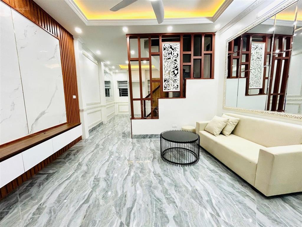 Hoa hậu! nhà tôn thất tùng cạnh đh y hn ngõ thông, kd, 2 thoáng, 30m ra phố, sổ nở hậu, 42m2*6t