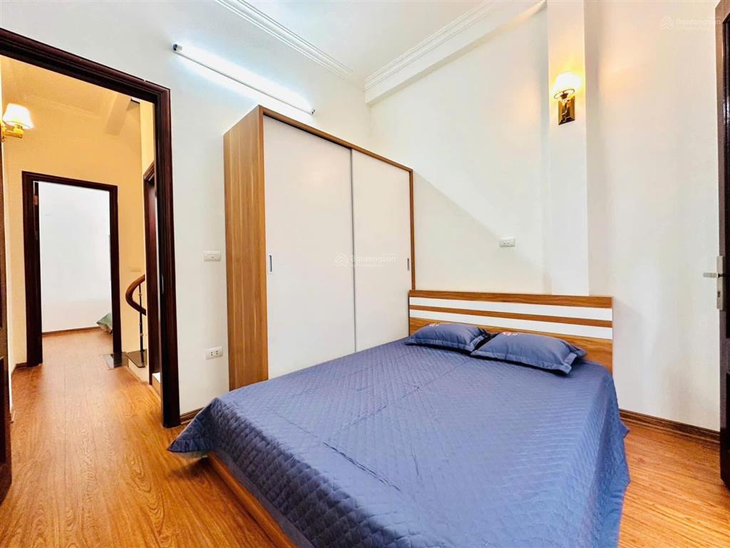 Cực phẩm gần văn miếu, ngõ thông, 30m ô tô tránh, sân xe riêng, 2 thoáng, full nội thất, 38m2*4t