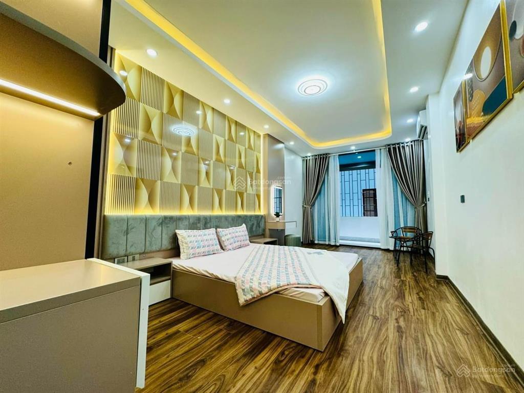Giá nào cũng bán! nhà láng hạ, 20m ra ô tô tránh, xây cực đẹp, ko quy hoạch, ngõ thông, sổ full.