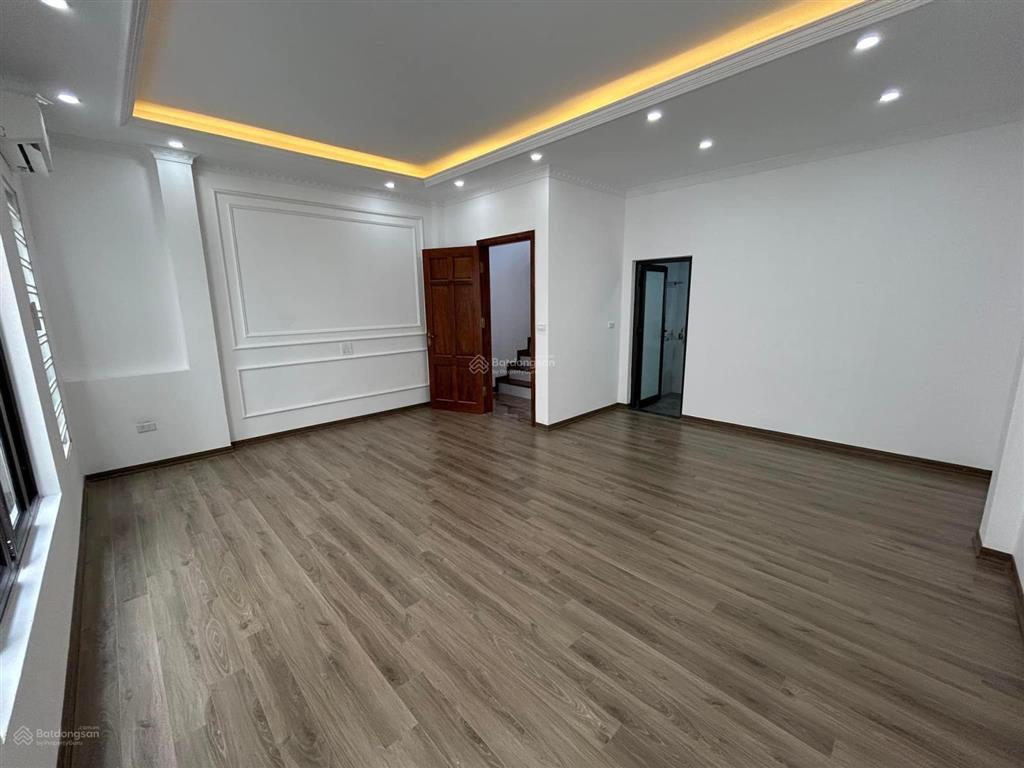 Nhanh mới kịp! lô góc thái thịnh, mặt ngõ, 2 thoáng, ngõ nông, rộng bagac phi ầm ầm, 45m2x5t
