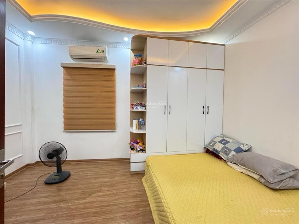 Cực rẻ phố vip! thái hà, ngõ ô tô đỗ, 2 thoáng, trước nhà rộng, dân trí cao, nhà mới, 38m2*5t