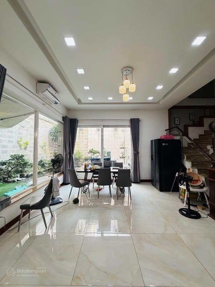 Hoa hậu thái hà, ô tô đỗ cạnh nhà, ngõ thông kinh doanh, nhà xây hiện đại, sổ đỏ đẹp, chỉ 7.5 tỷ