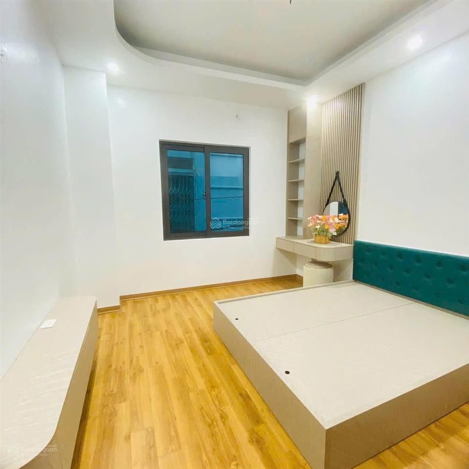 Giá siêu hời! nhà phân lô phố thái hà, ngõ kinh doanh, 3 thoáng, ô tô đỗ, sổ đỏ đẹp, không qh.