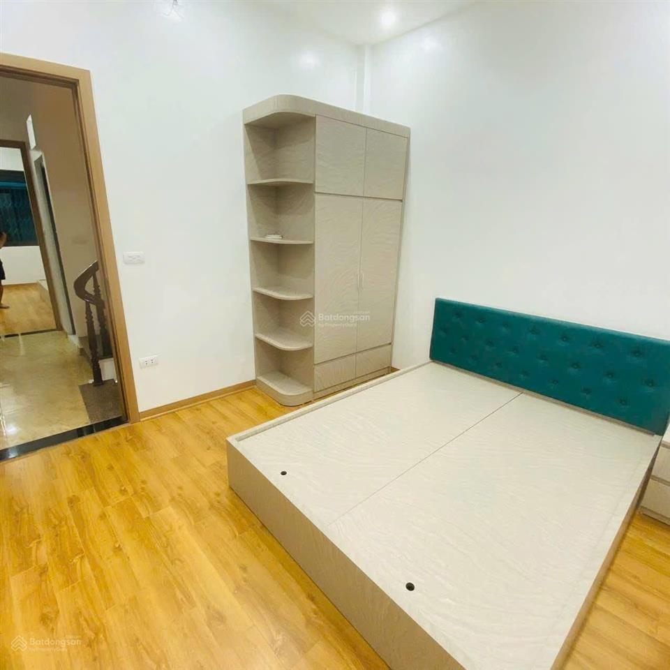 Giá siêu hời! nhà phân lô phố thái hà, ngõ kinh doanh, 3 thoáng, ô tô đỗ, sổ đỏ đẹp, không qh.