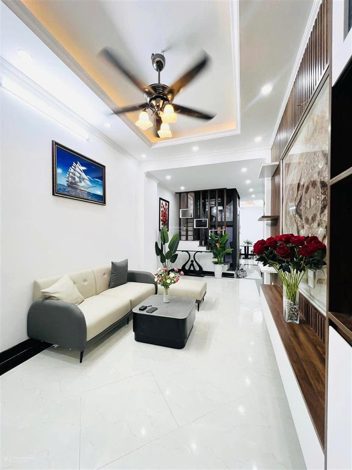 Bán nhà láng hạ, đống đa 42m² x 5 tầng, lô góc 2 mặt thoáng, 4pn, 10m ra ô tô, giá 7,5 tỷ