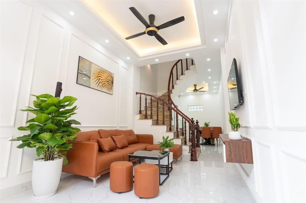 Giá siêu rẻ! bán nhà riêng tôn đức thắng, lô góc, 2 thoáng, ngõ thông, 20m ra ô tô tránh, 42m2*5t