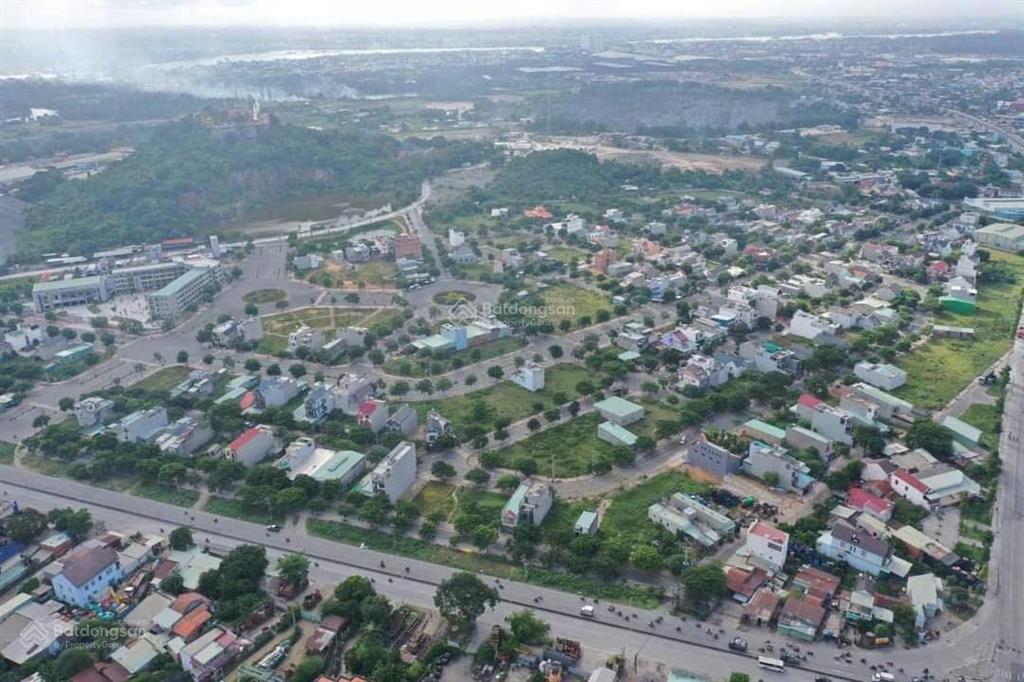 Chủ gửi bán gấp lô đất đẹp kdc châu thới đường d6 32m lớn nhất khu  sổ riêng