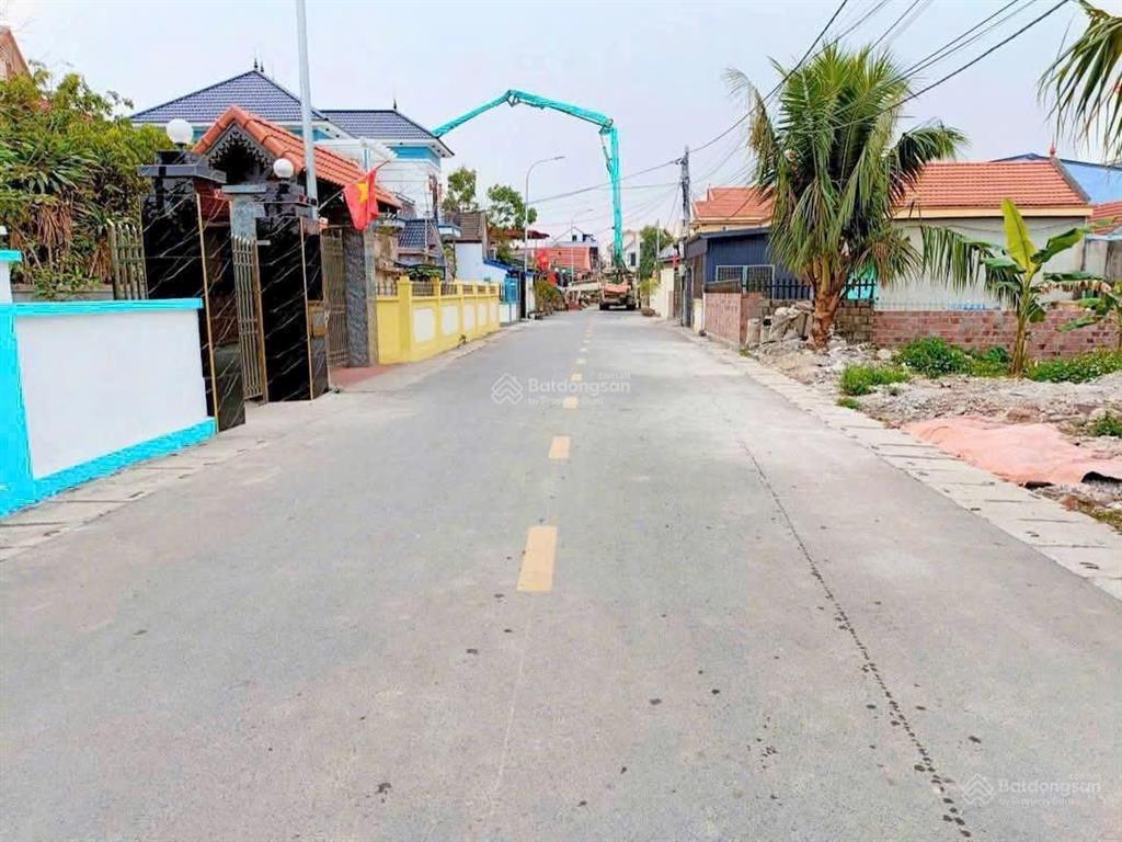 Chào bán lô đất mặt đường hoàng động