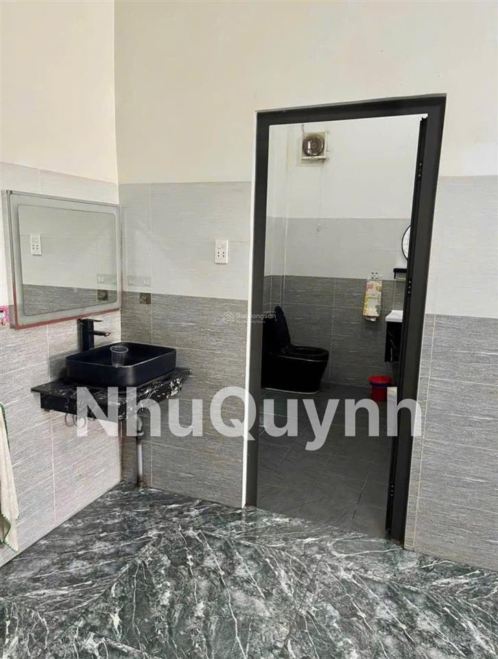 Bán gấp nhà cấp 4 600m2/ 160 triệu không phát sinh