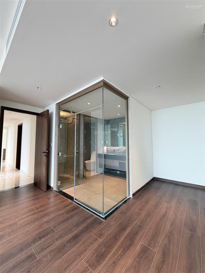 Căn hộ quận 5. 3pn2wc, 128m2. 8 tỷ sở hữu nhà. giá từ chủ đầu tư.