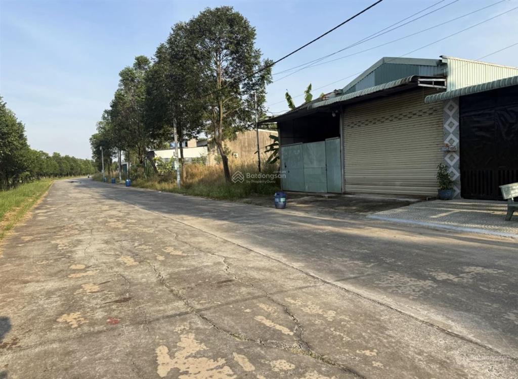 Chủ kẹt tiền bán gấp giá siêu rẻ siêu hot 150m2 giá chỉ 490tr ngay chợ mỹ phước, mt ql 13, sổ sẵn.