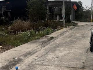 Chủ bán hạ giá bán rẻ hơn 300tr dt 150m2 ngay thới hoà  tp hcm, cách ql 13 500m, đường lớn. shr.