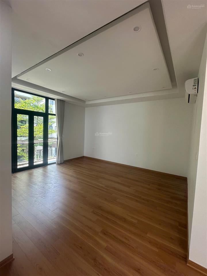 Cho thuê căn tứ lập ad vinhomes ocean park 3