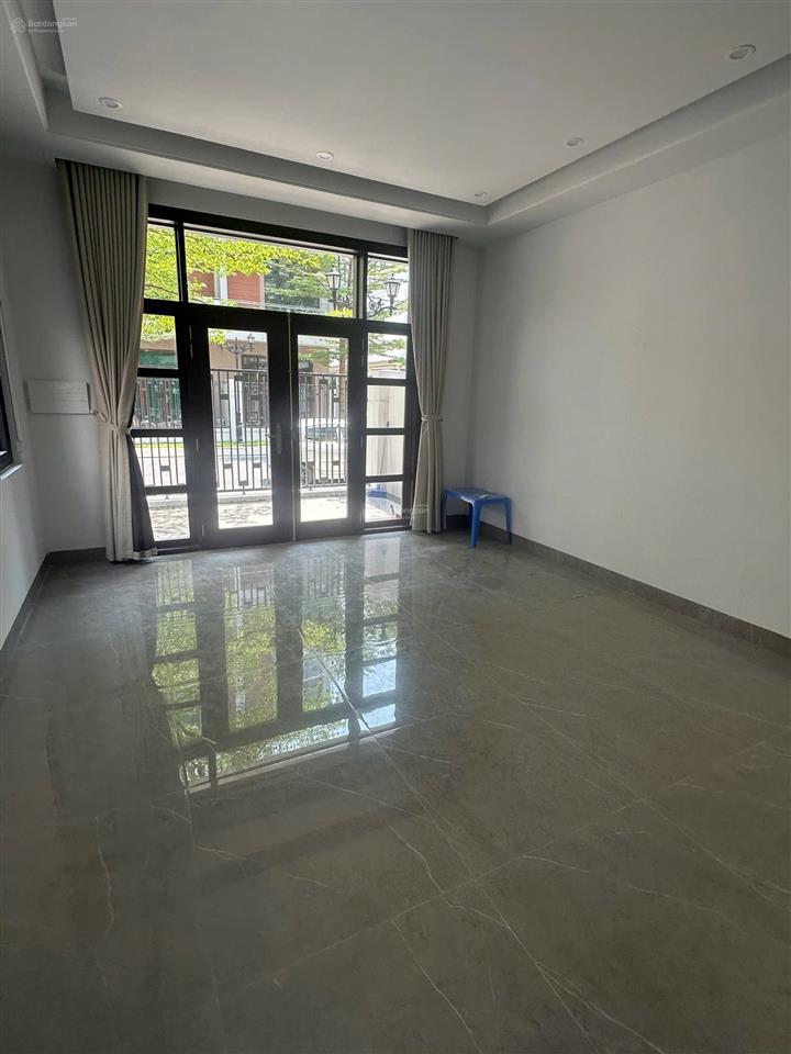 Cho thuê căn tứ lập ad vinhomes ocean park 3