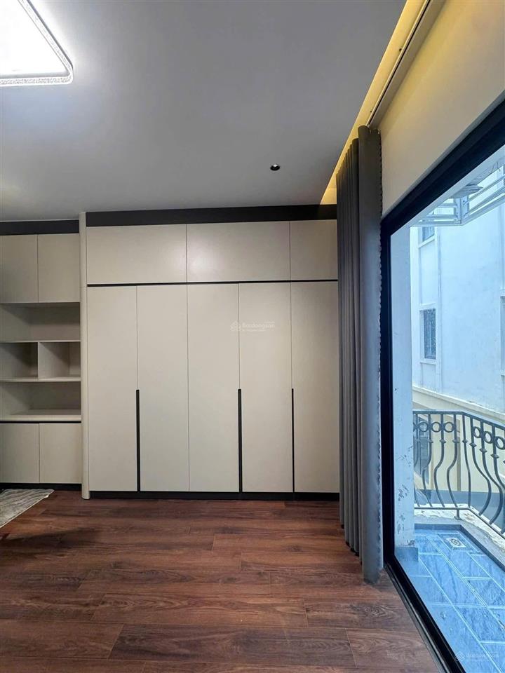 Cho thuê căn liền kề sao biển 6 vinhome ocp2