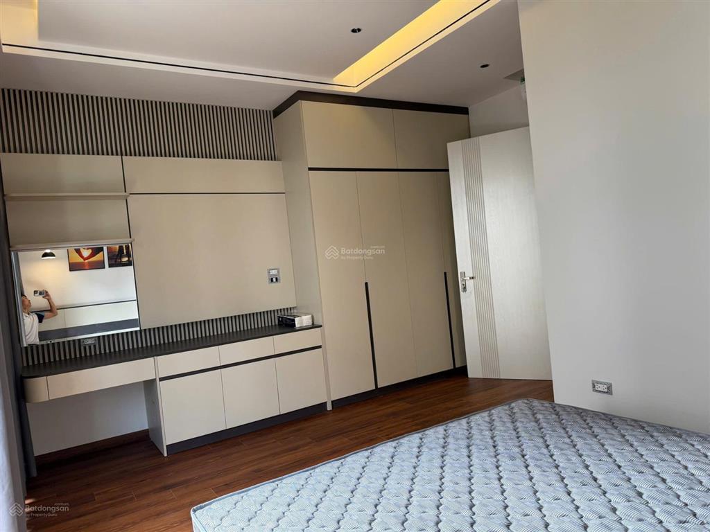 Cho thuê căn liền kề sao biển 6 vinhome ocp2