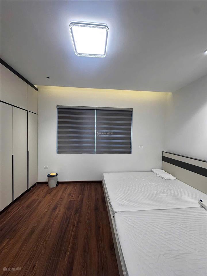 Cho thuê căn liền kề sao biển 6 vinhome ocp2