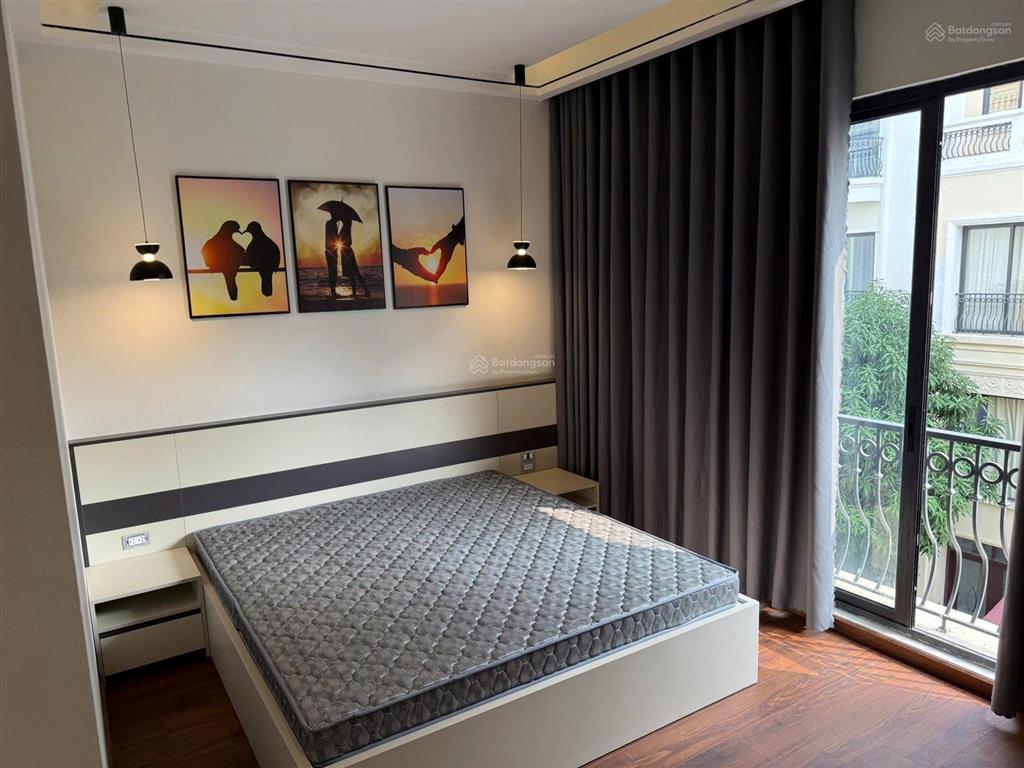 Cho thuê căn liền kề sao biển 6 vinhome ocp2