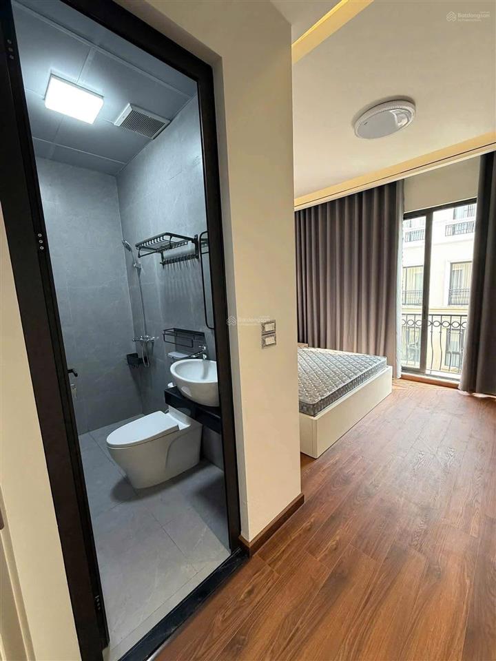 Cho thuê căn liền kề sao biển 6 vinhome ocp2