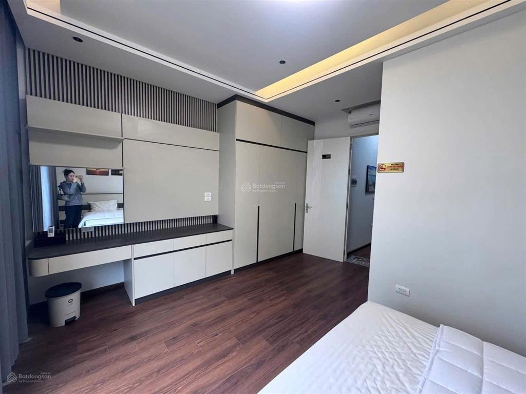 Cho thuê căn liền kề sao biển 6 vinhome ocp2