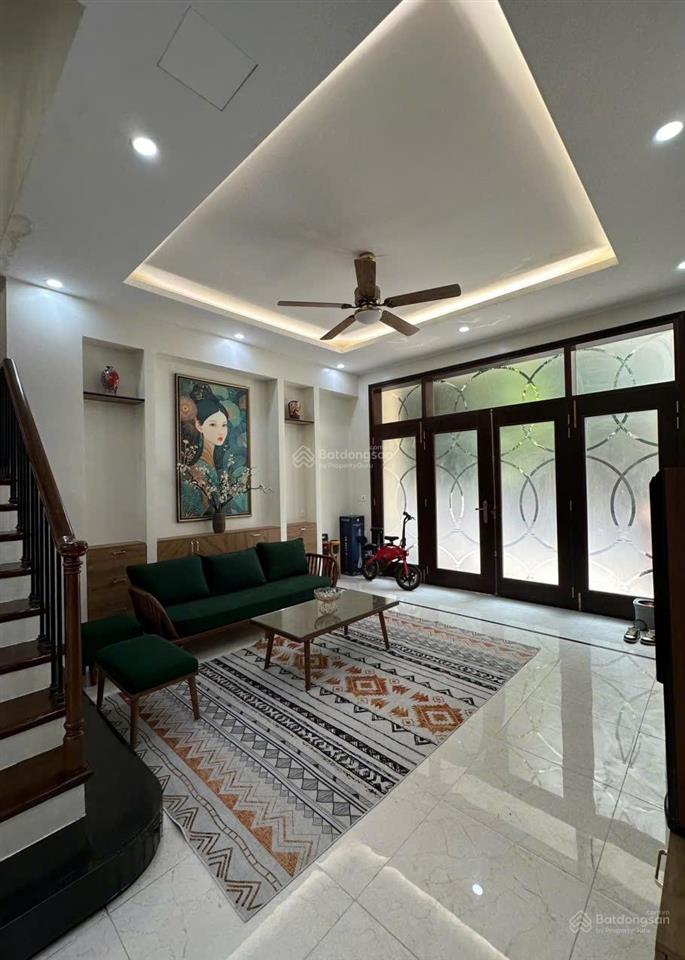 Cho thuê căn liền kề phân khu san hô