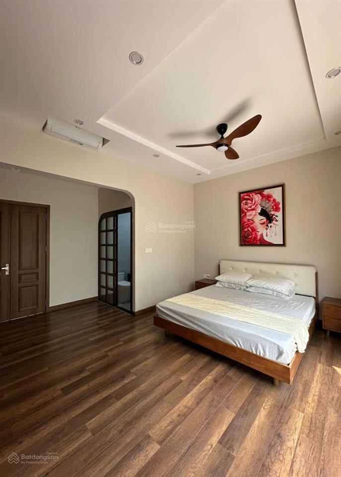 Cho thuê căn liền kề phân khu san hô
