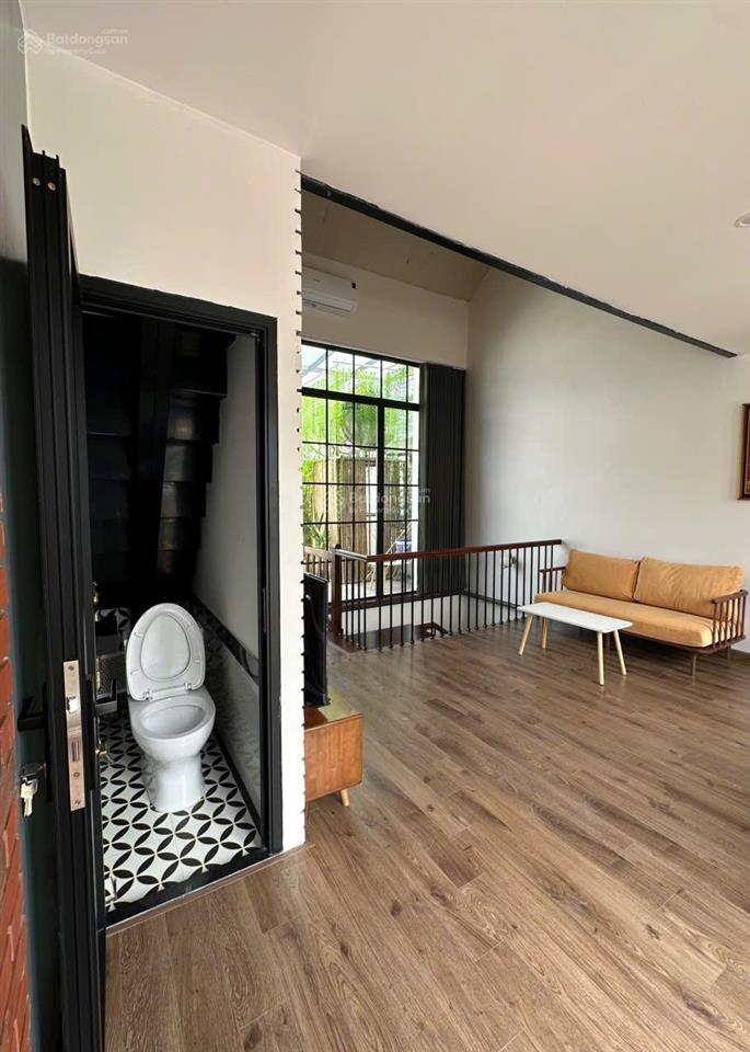 Cho thuê căn liền kề phân khu san hô