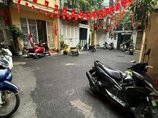 Hoàng hoa thám tây hồ | gần phố ngõ rộng nhà đẹp ở ngay giá 8.8 tỷ dt 25m sổ đỏ,