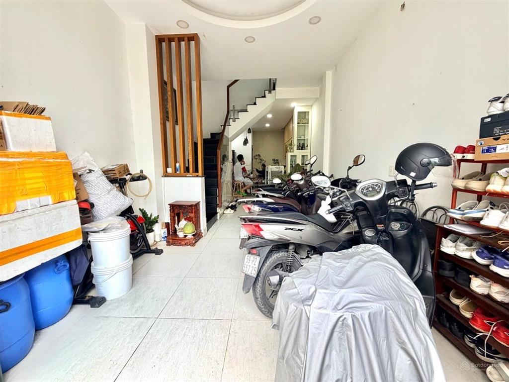 Ngã 4 phạm văn đồng  nguyễn xí, bình thạnh  hxh thông  (4x12.5)  chính chủ gửi bán nhà