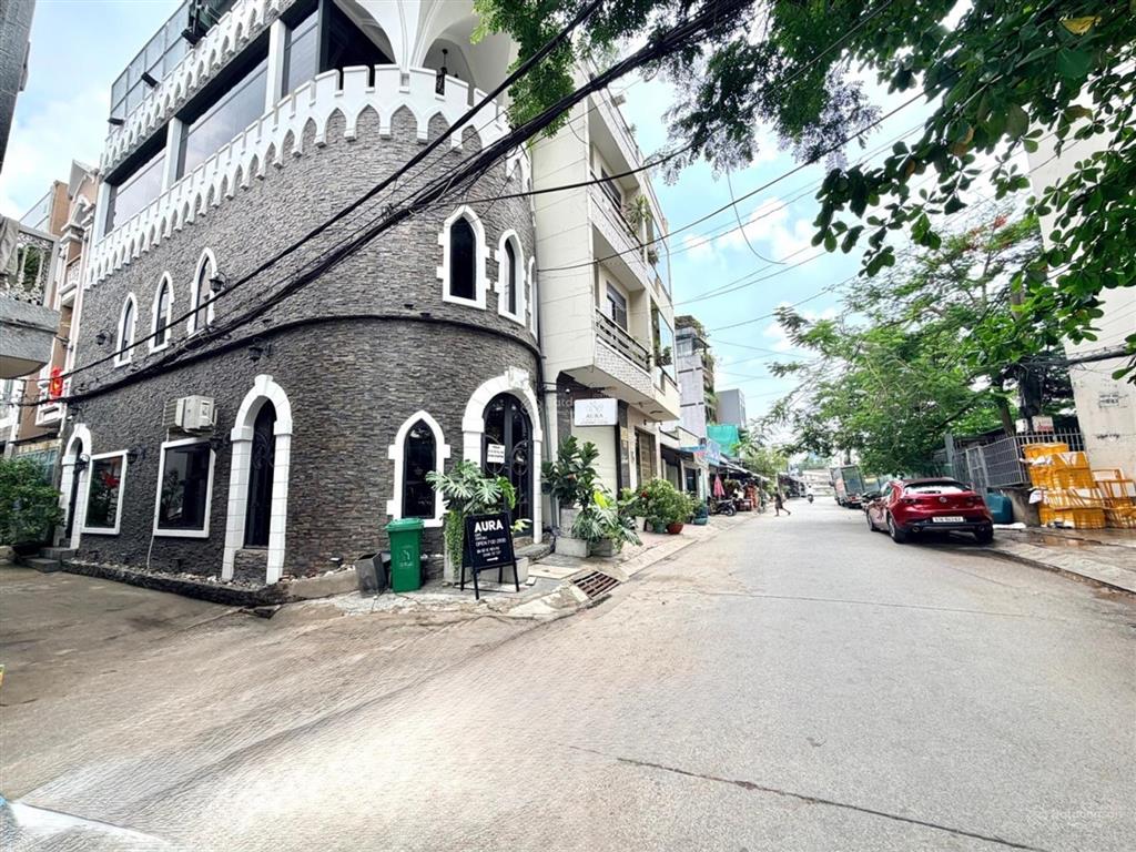 Ngã 4 phạm văn đồng  nguyễn xí, bình thạnh  hxh thông  (4x12.5)  chính chủ gửi bán nhà