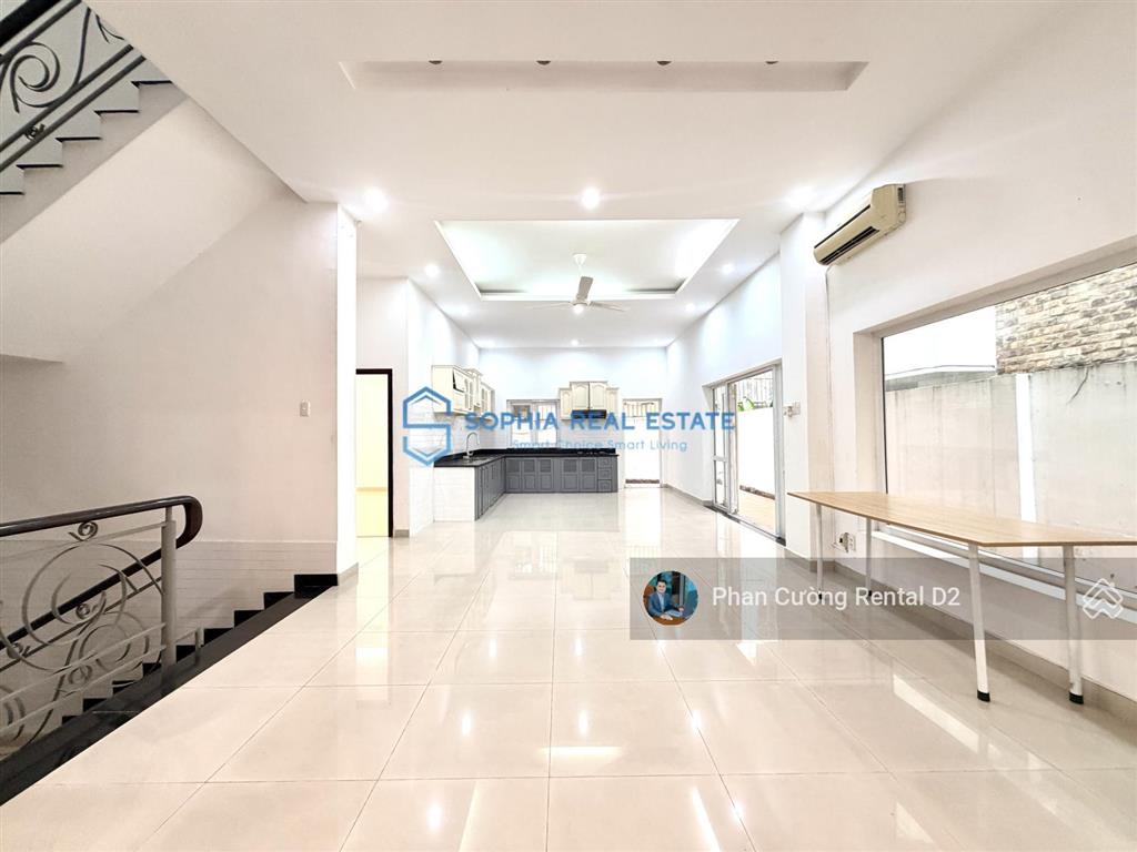 Siêu phẩm! villa 240m² đất, 3 tầng 6pn 7wc, sân vườn, ngay nguyễn văn hưởng thảo điền chỉ 69tr/th