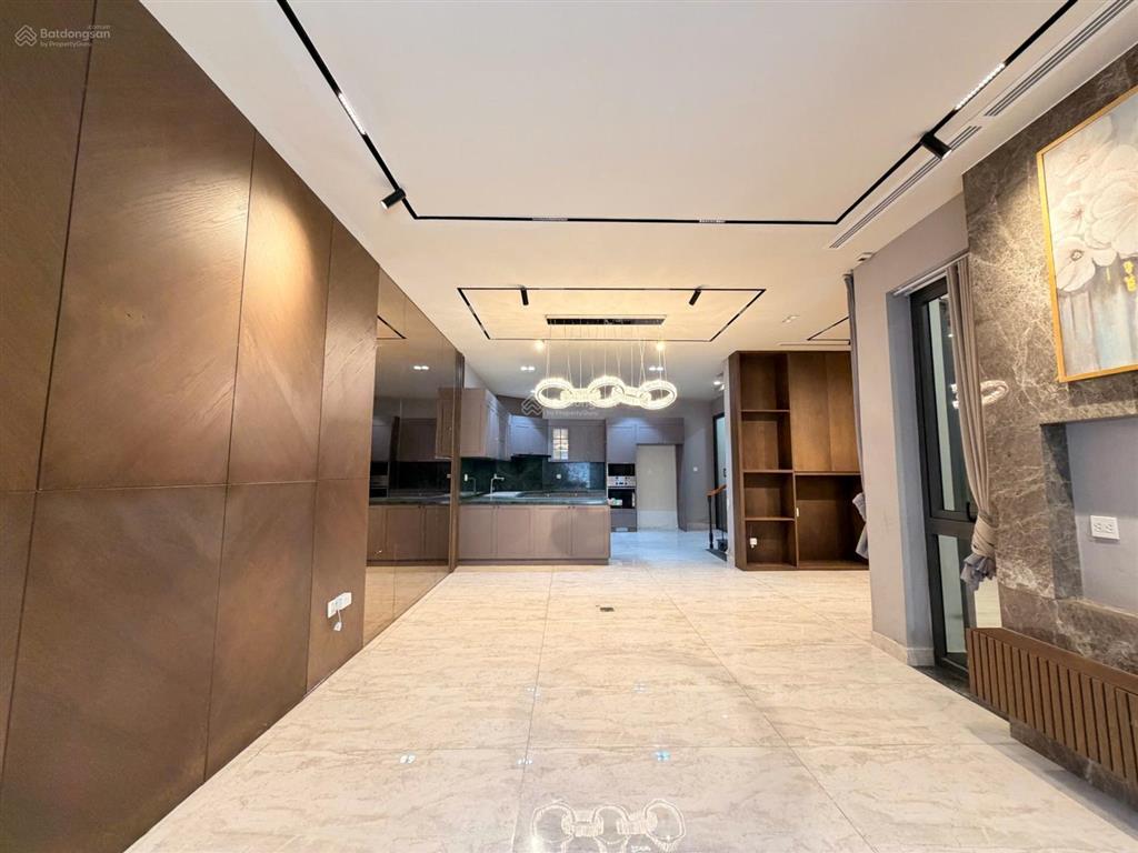Cho thuê villa. khu biệt thự nguyễn văn hưởng, ngang 10x20m, 1 trệt 3 lầu 4pn, 5wc, giá chỉ 55tr/th