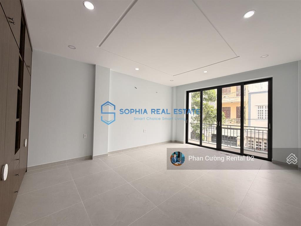 Siêu phẩm! nhà cho thuê ngay the vista an phú, 4,5x20m, 5pn 6wc, sân đậu oto siêu thoáng, giá 35tr