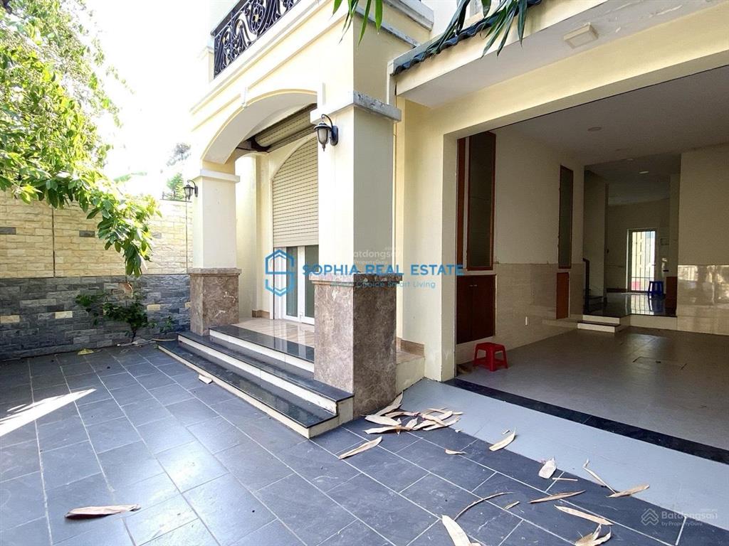 Siêu phẩm! villa cho thuê ngay trần não 7x20m, 5pn 6wc, cách sông chỉ 200m, siêu thoáng, giá 35tr
