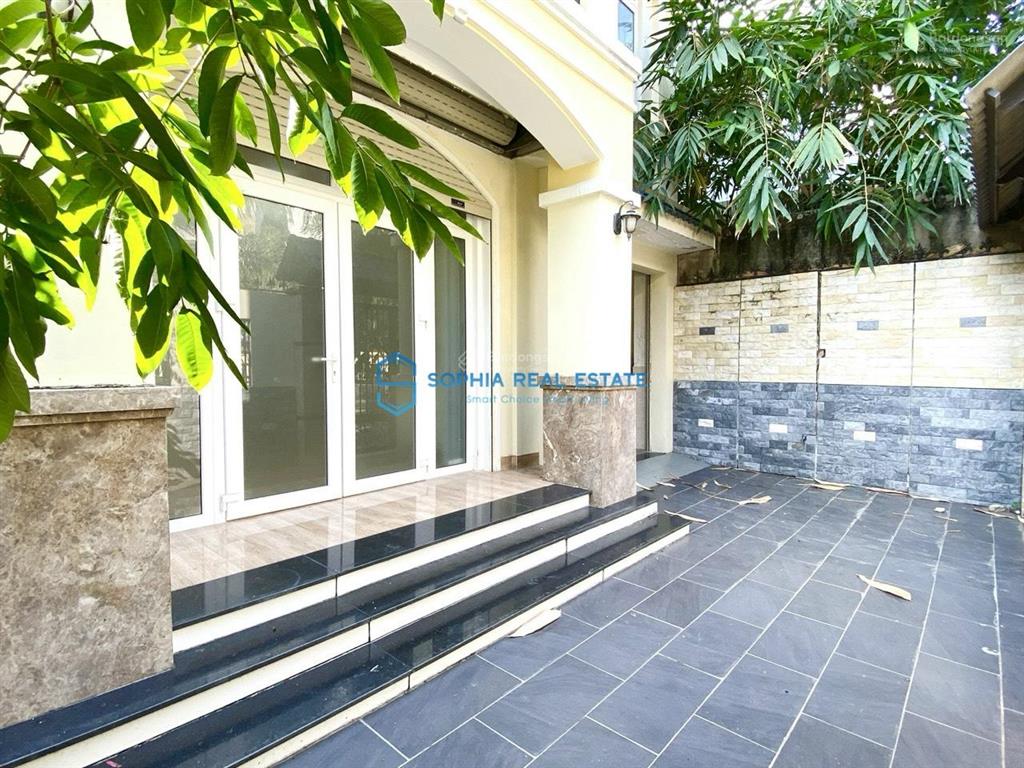Siêu phẩm! villa cho thuê ngay trần não 7x20m, 5pn 6wc, cách sông chỉ 200m, siêu thoáng, giá 35tr