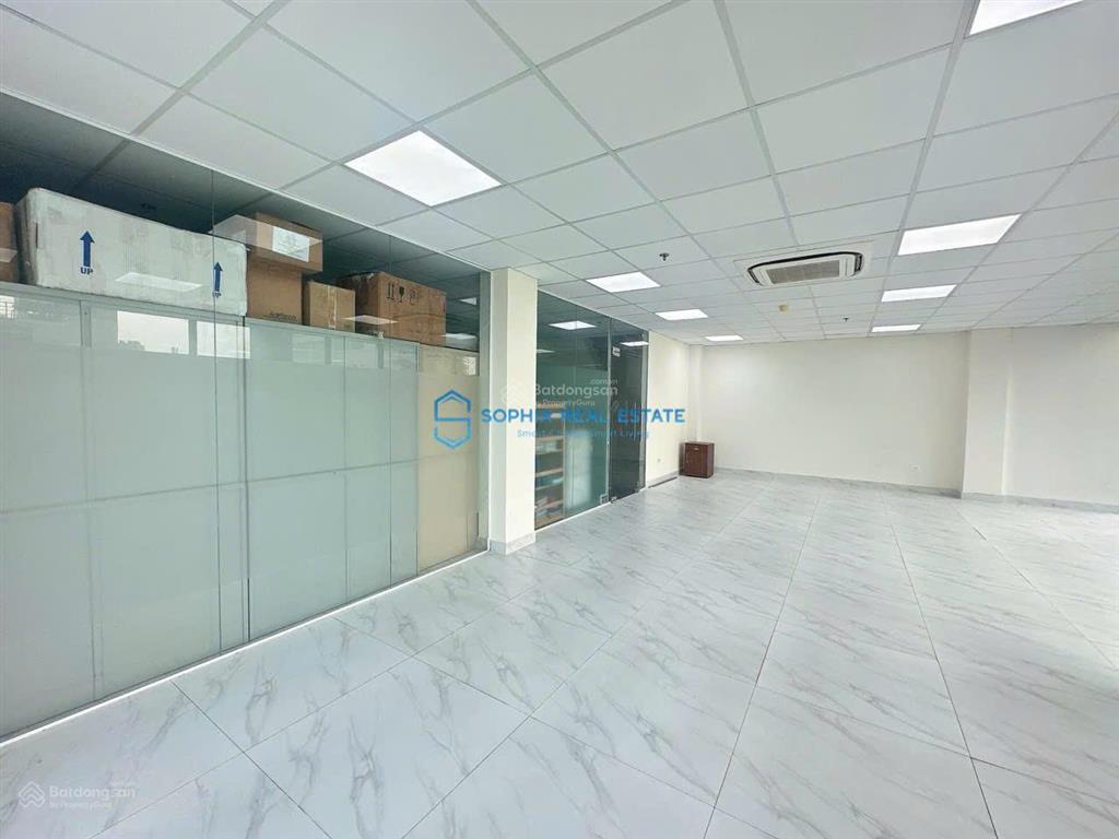 Hot! cho thuê tòa building góc 2mt ngay trần lựu, dt 1480 m2 một hầm  5 tầng lầu,cho thuê lâu dài