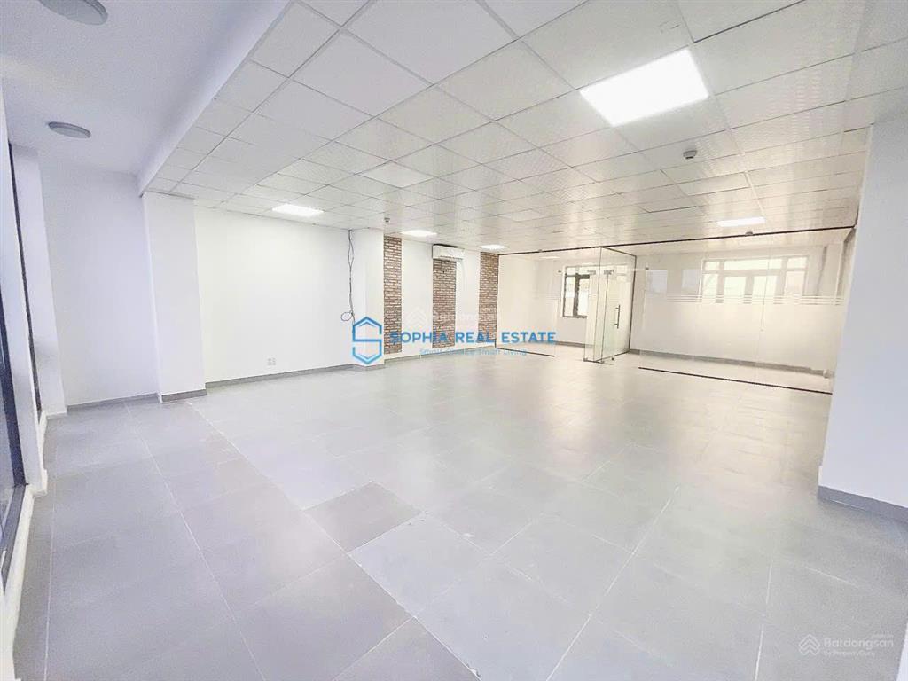 Hot! cho thuê tòa building góc 2mt ngay trần lựu, dt 1480 m2 một hầm  5 tầng lầu,cho thuê lâu dài