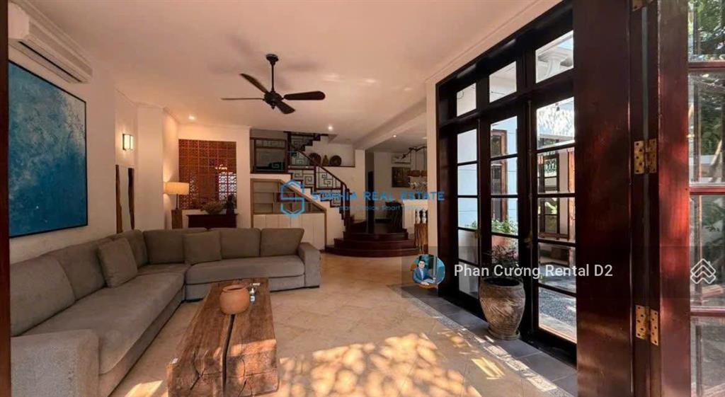 Siêu phẩm! cho thuê villa 17x20m | 3 tầng | 4pn | 5 toilet tọa lạc ngay nguyễn văn hưởng, thảo điền