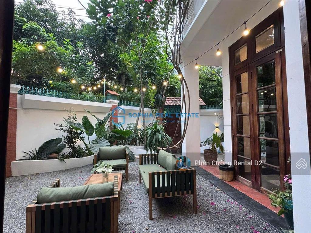 Siêu phẩm! cho thuê villa 17x20m | 3 tầng | 4pn | 5 toilet tọa lạc ngay nguyễn văn hưởng, thảo điền
