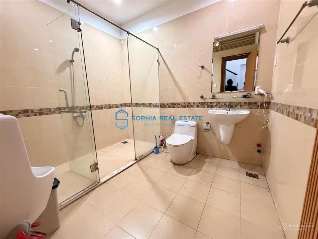 Hot! cho thuê nhà ngay siêu thị metro an phú, 7x20 | 3 tầng| 5 phòng wc riêng, phù hợp ở kết hợp vp