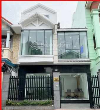 Hot! cho thuê nhà ngay siêu thị metro an phú, 7x20 | 3 tầng| 5 phòng wc riêng, phù hợp ở kết hợp vp