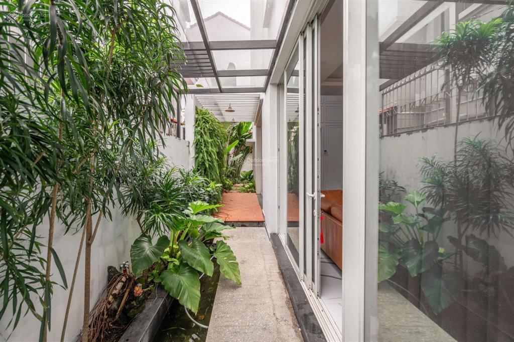 Siêu sao! hoa khôi trong giới nhà cho thuê. villa 430m² vừa mới refresh. 5pn nội thất đẹp ngay bis